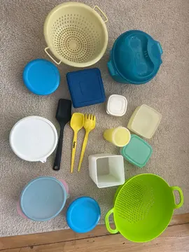 Tupperwares et ustensiles de cuisine