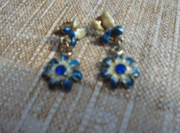 boucles d'oreilles
