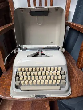 machine a ecrire ancien