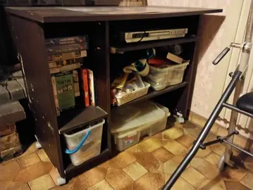 meuble TV a roulettes