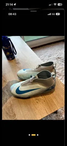 chaussures de foot Nike T36