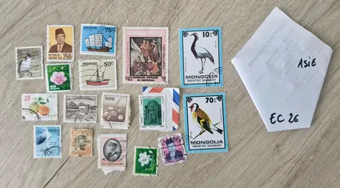 Lot de timbres Asie EC26