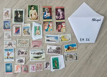 Lot de timbres d'Afrique EM26