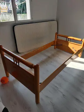 lit bois 1 place Gautier