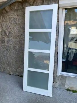 Porte vitrée coulissante