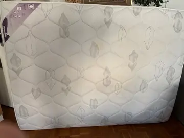 matelas 140 cm à venir chercher sur place
