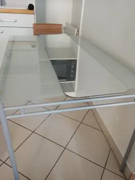 Table en verre pour cause déménagement
