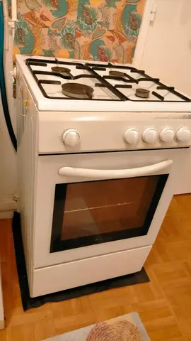 Cuisinière au Gaz bon état de marche