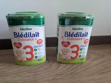 Donne boîte de lait jamais ouverte