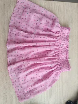 petite jupette taille 6/7 ans