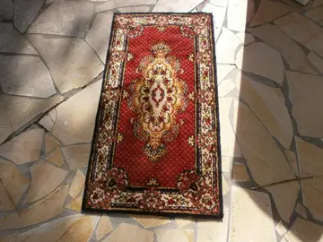 Tapis oriental ou descente de lit