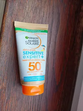 Ambre solaire 50+ spécial enfants