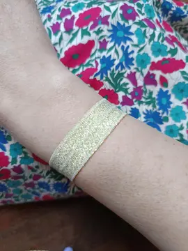 bracelet ou chouchou doré