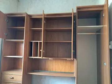 armoire penderie de chambre dimensions H 1.92cm L 2 m