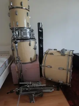 Batterie acoustique mauvais état