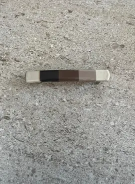 PETITE BARRETTE A CHEVEUX