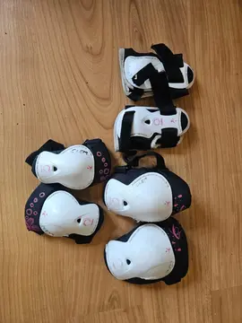 Kit de protection enfant pour roller, skate etc avec sac de rangement