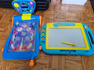 jouet flipper et tableau