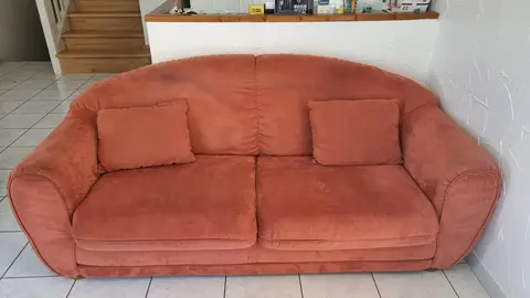 canapé et ses 2 fauteuils