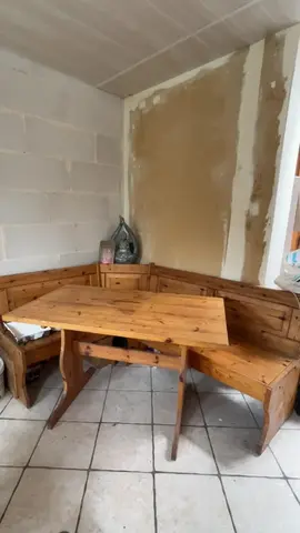 Banc et table en pin