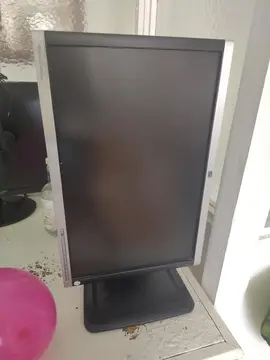 Écran d'ordinateur orientable