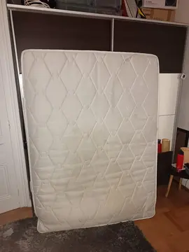 Matelas 190*140 Etat moyen