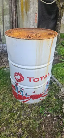 bidon total en metal