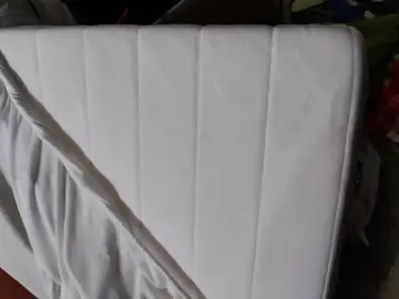 Matelas Ikéa enfant 90/200