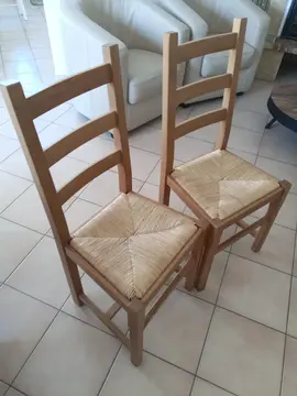 chaises en hêtre