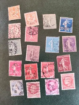 lot unique timbres anciens