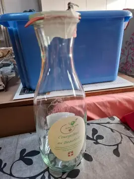 Bouteille en verre vide