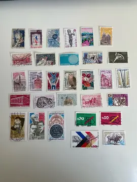 Lot 24 de 30 timbres Commémoratifs divers