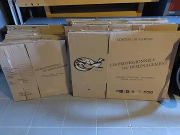 Lot de 40 cartons déménagement - 23 spécial livres et 20 standars