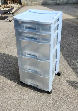 meuble de rangement en plastique