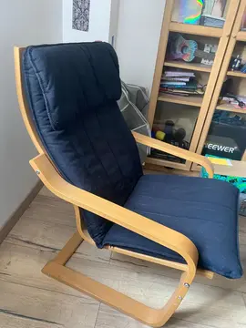 Fauteuil noir IKEA