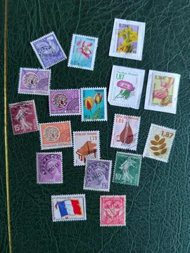 lot unique timbres préoblitérés ++