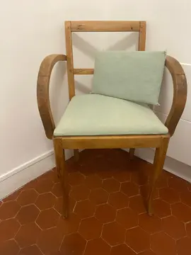 Fauteuil bridge à réparer