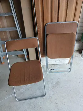Chaises pliantes d'intérieur
