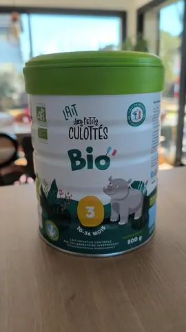 Lot de 2 boîtes de lait 3ème âge neuves
