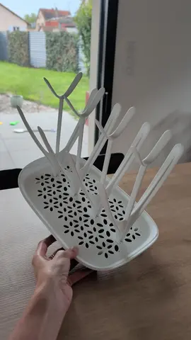 Sèche-biberon de la marque Avent