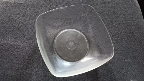 Saladier en verre transparent diamètre 22 cm