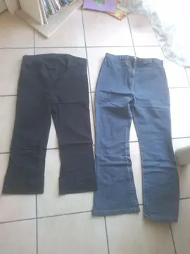 deux pantalon de grossesse