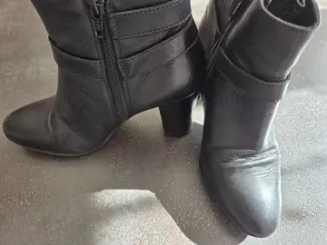 bottines 100% cuir minelli pointure 35