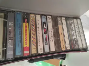 lot de cassettes audio