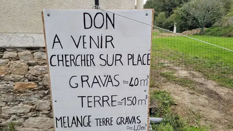 terre , gravats, mélange