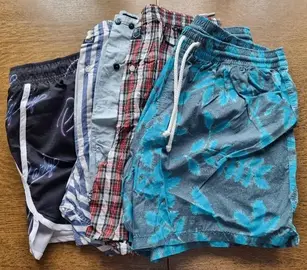 T. 42 Short de bain et Calçon