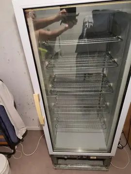 congélateur magasin