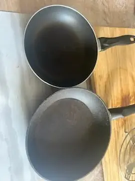 2 poêles DERNIERE ANNONCE AVANT DECHETTERIE