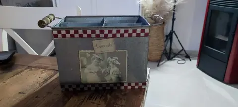 panier en métal décoratif