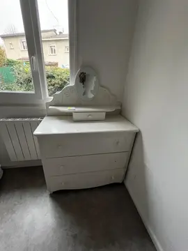 coiffeuse + commode + bibliothèque enfants